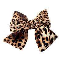 By Stær Julia Stor Rosett Leopard - 1 st